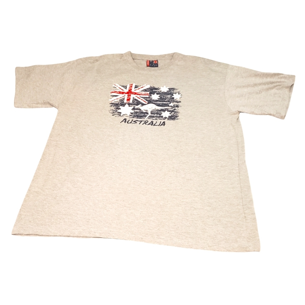 AUSTRALIA | Men's gray with Australia kangaroo flag graphic t-shirt. Size XXL.